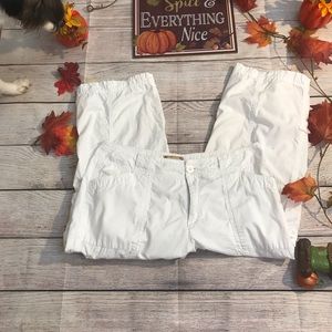 Khaki Capris ( Size 6P )